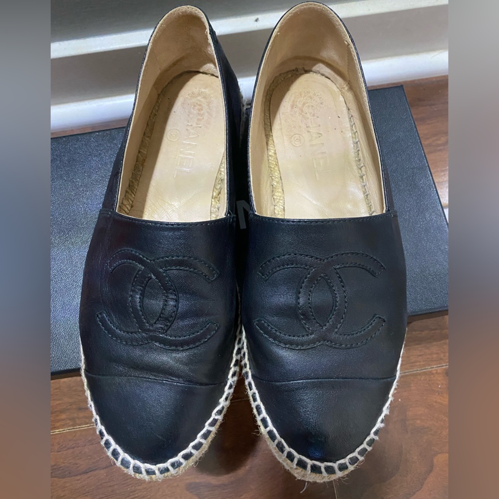 Chanel Lambskin CC Espadrilles Black size 37 EU/6.5 US.